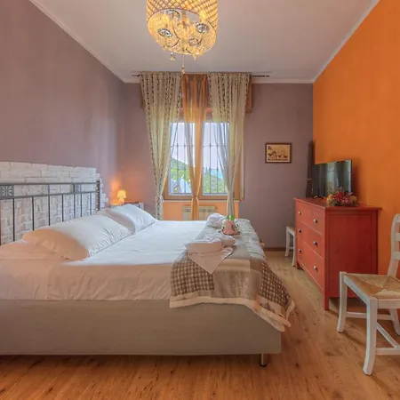 Apartment Casa Marta Verde, Relax E Vista Panoramica San Martino di Noceto